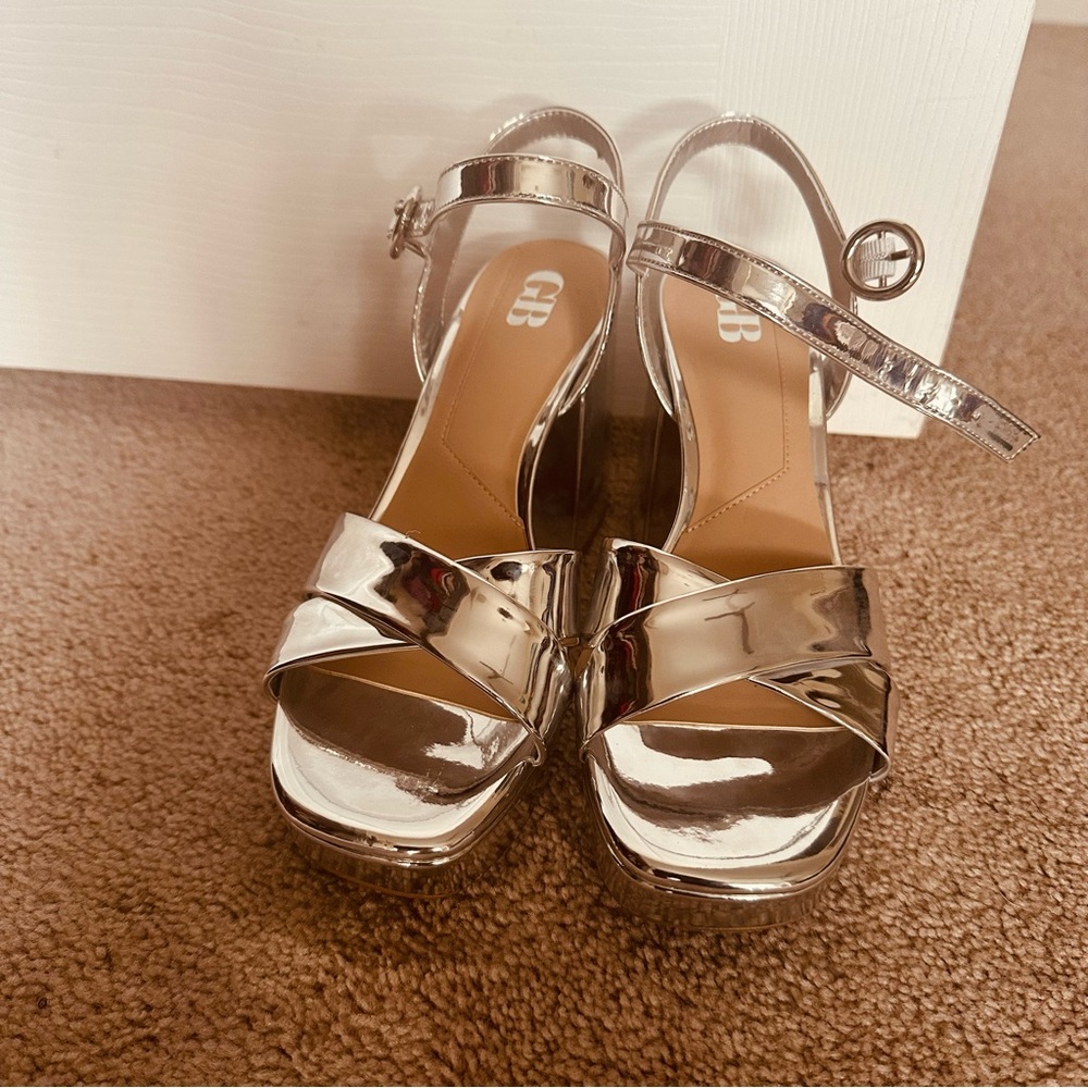 Gianni Bernini silver  Strappy Sandals